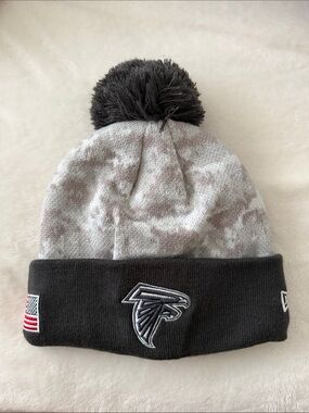 NFL Atlanta Falcons Knit Pom Beanie - Black and Gray Camo